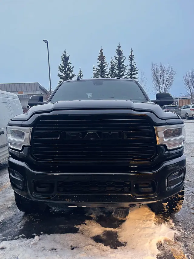 Black Ram pickup, head-on view of the grille